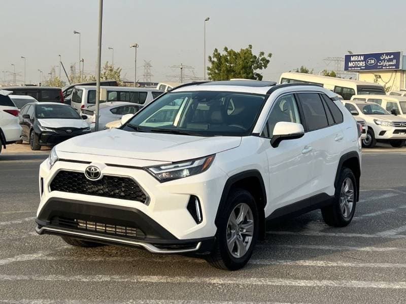2025 Toyota RAV4 thumbnail 2