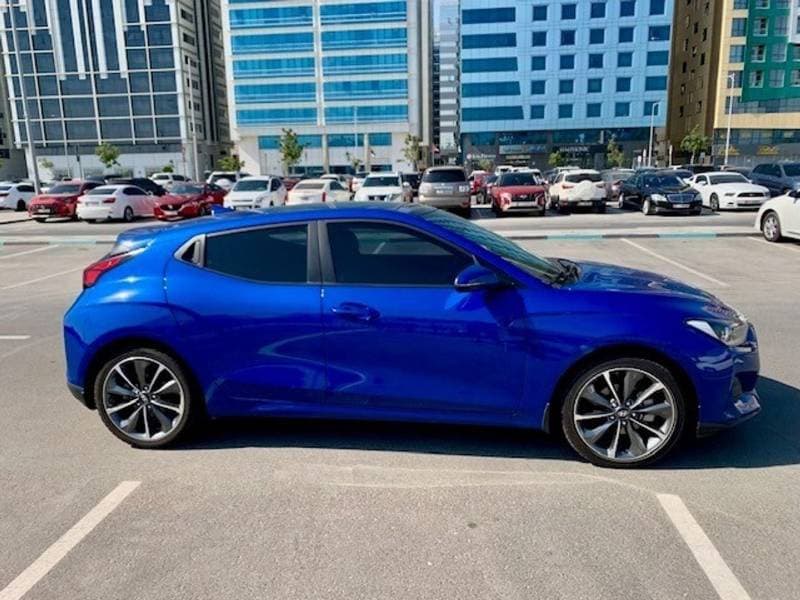 2019 Hyundai Veloster thumbnail 2