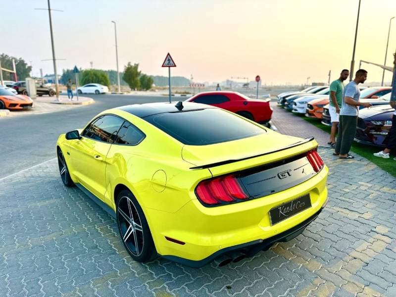 2021 Ford Mustang thumbnail 7