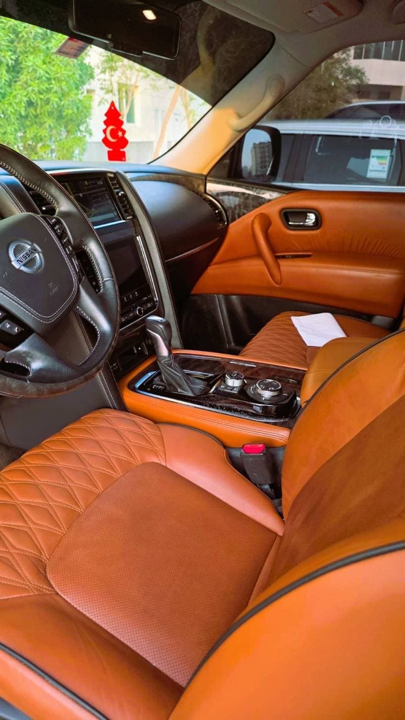 2021 Nissan Patrol SE PLATINUM CITY thumbnail 3