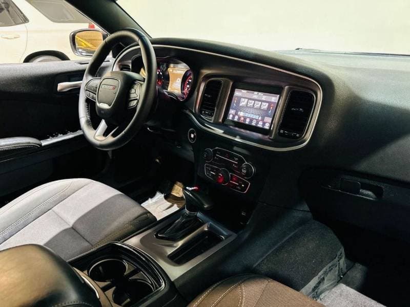 2020 Dodge Charger SXT thumbnail 8