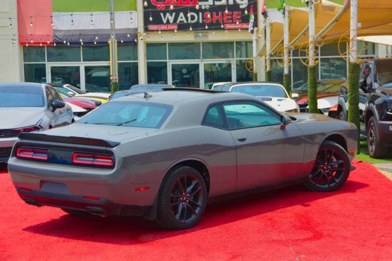 2023 Dodge Challenger SXT thumbnail 7