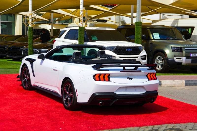 2024 Ford Mustang PREMIUM thumbnail 6