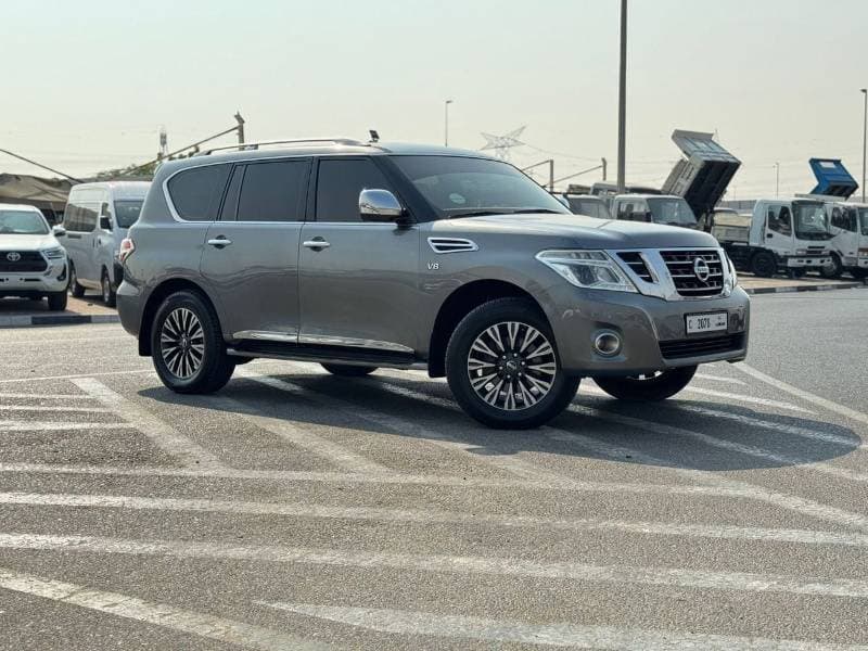 2014 Nissan Patrol SE PLATINUM CITY thumbnail 3