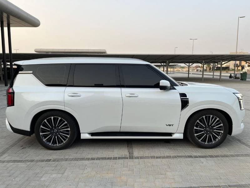 2025 Nissan Patrol LE PLATINUM CITY thumbnail 7