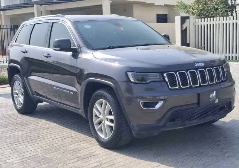 2018 Jeep Grand Cherokee LAREDO