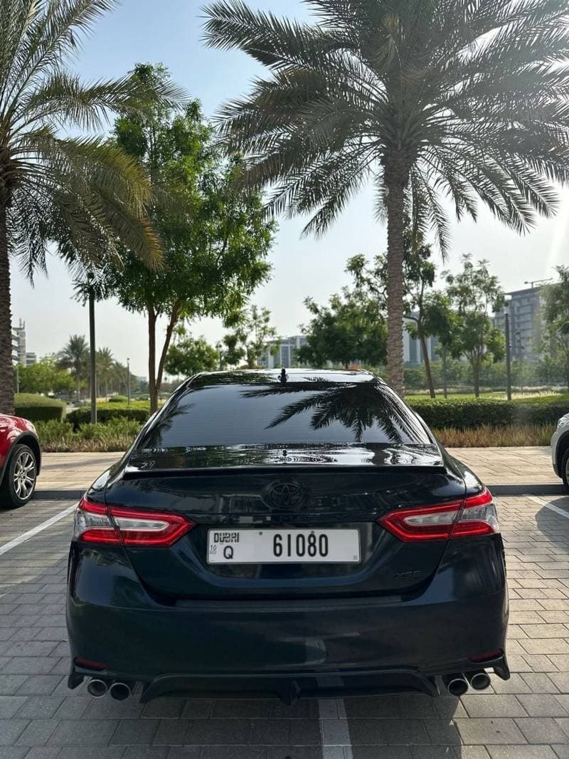 2020 Toyota Camry XSE thumbnail 7