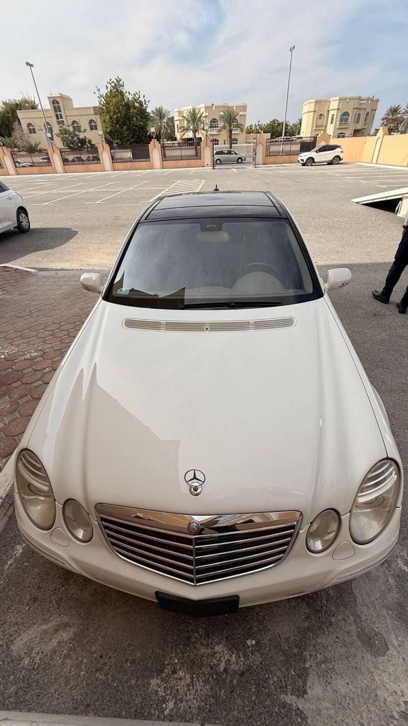 2008 Mercedes Benz E350 4MATIC thumbnail 2