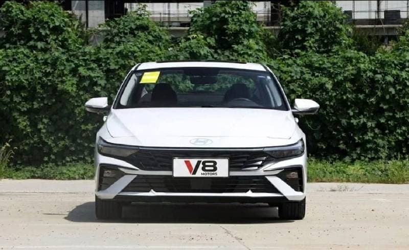 2025 Hyundai Elantra SMART thumbnail 2