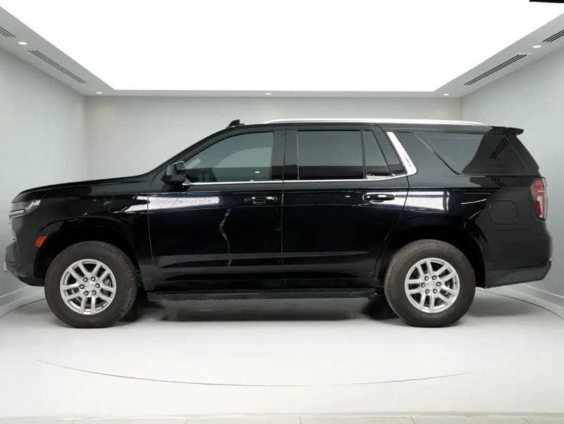 2021 Chevrolet Tahoe LT thumbnail 3