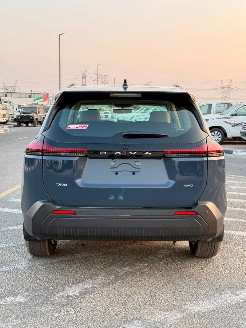 2026 Toyota RAV4 XLE thumbnail 7