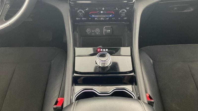 2022 Jeep Grand Cherokee ALTITUDE thumbnail 3