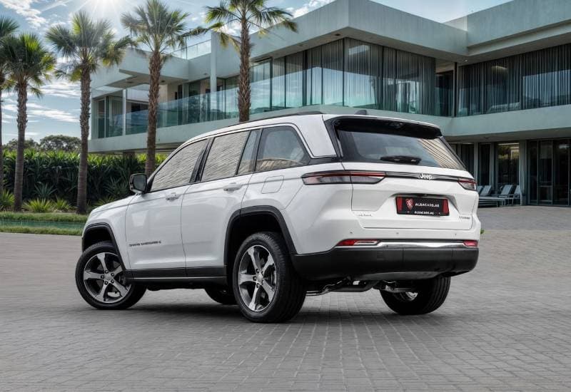 2024 Jeep Grand Cherokee LIMITED thumbnail 3