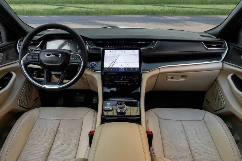 2023 Jeep Grand Cherokee thumbnail 8