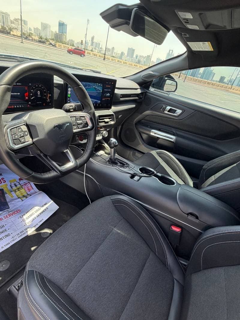 2024 Ford Mustang PREMIUM thumbnail 3