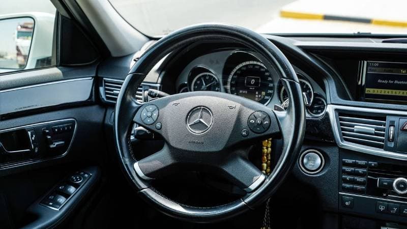 2011 Mercedes Benz E350 AVANTGARDE SPORTS thumbnail 5