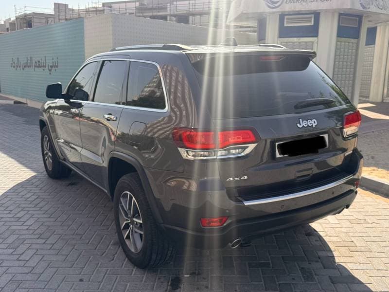 2021 Jeep Grand Cherokee LIMITED thumbnail 6