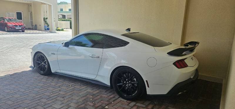 2024 Ford Mustang GT PREMIUM thumbnail 2