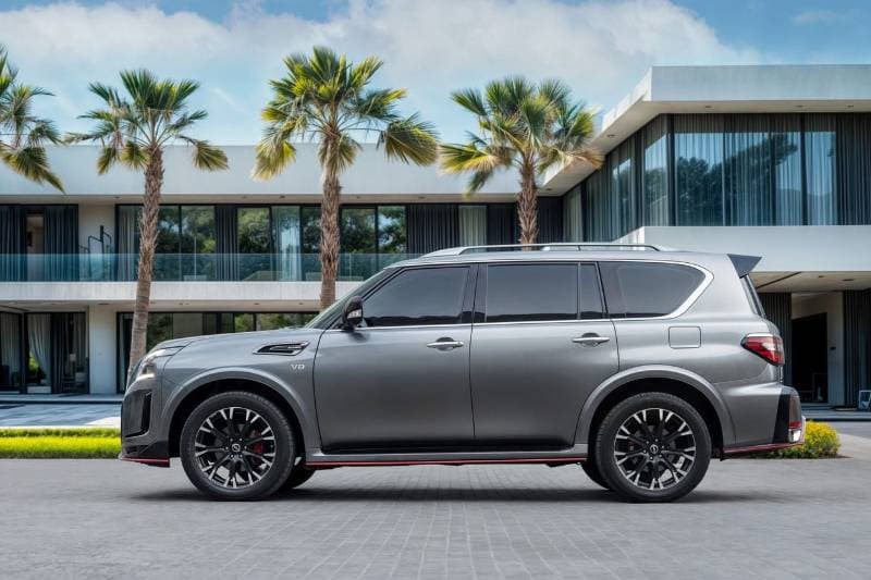 2022 Nissan Patrol NISMO thumbnail 2