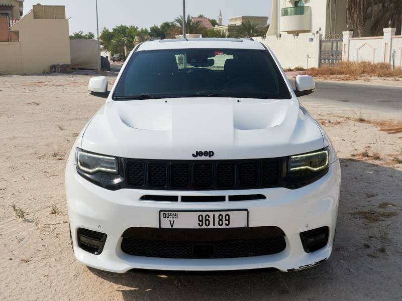 2017 Jeep Grand Cherokee SRT8 thumbnail 7