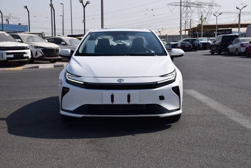 2026 Toyota Corolla XLI HEV thumbnail 4