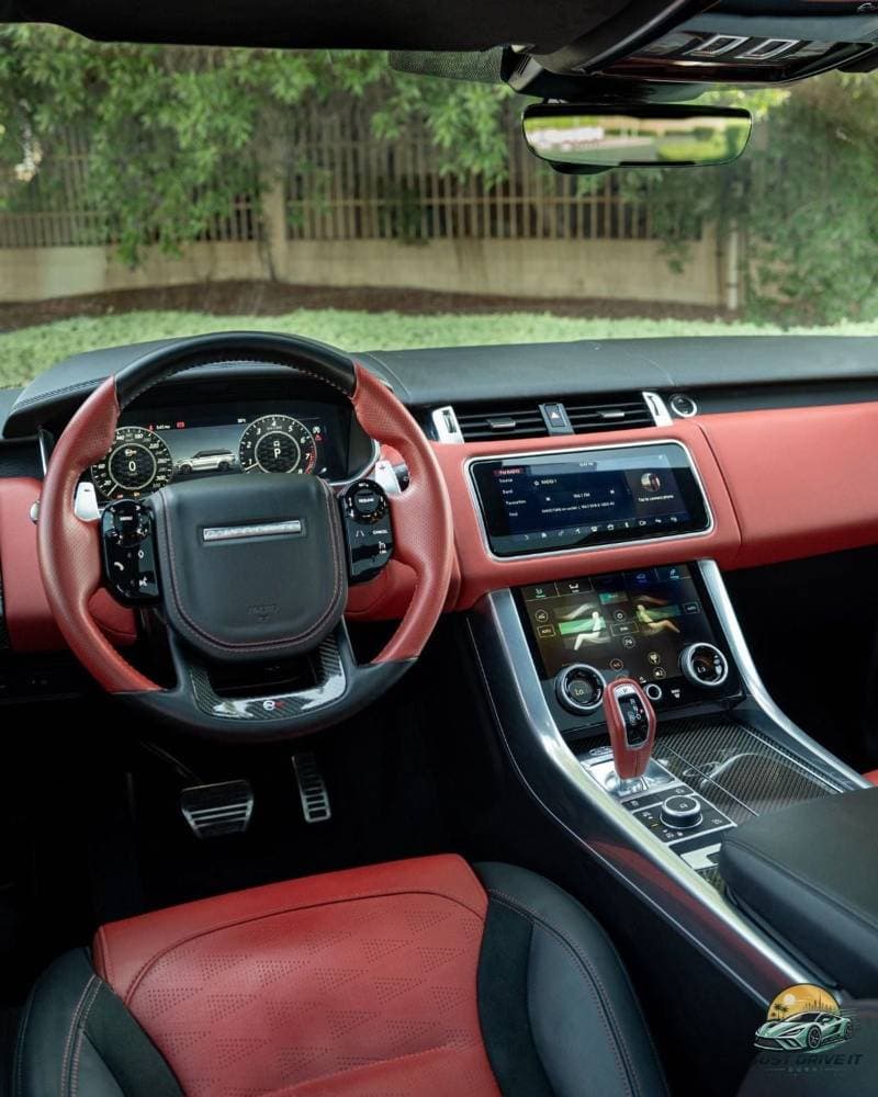 2022 Land Rover Range Rover Sport SVR thumbnail 2