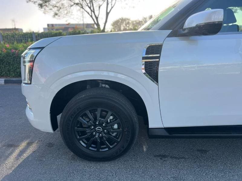 2026 Nissan Patrol SE TITANIUM thumbnail 5