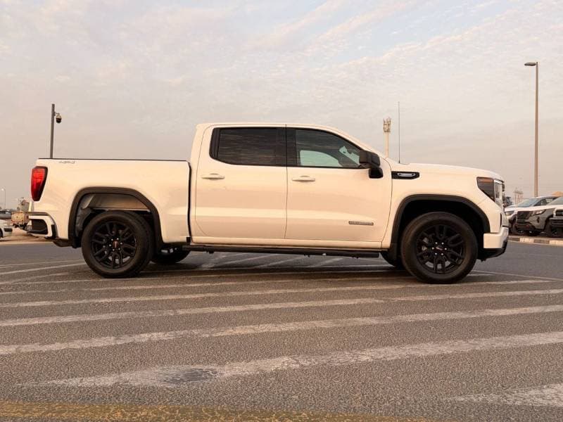 2025 GMC Sierra 2025 thumbnail 8