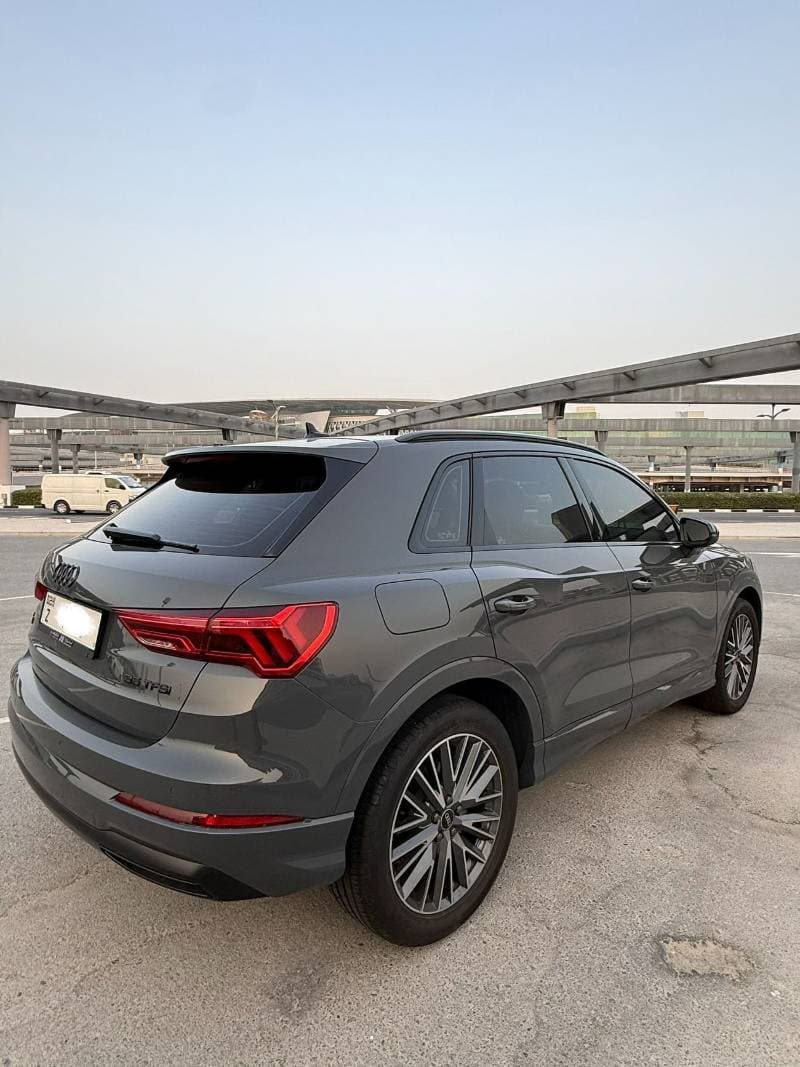 2023 Audi Q3 35 TFSI ADVANCED thumbnail 5