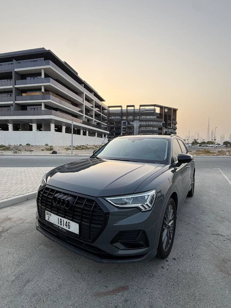 2023 Audi Q3 35 TFSI ADVANCED thumbnail 6