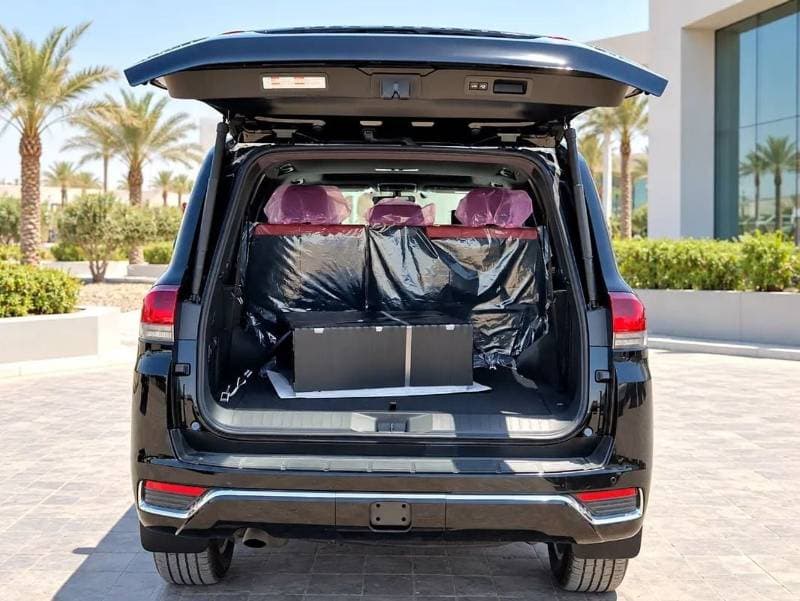 2026 Toyota Land Cruiser VXR thumbnail 7