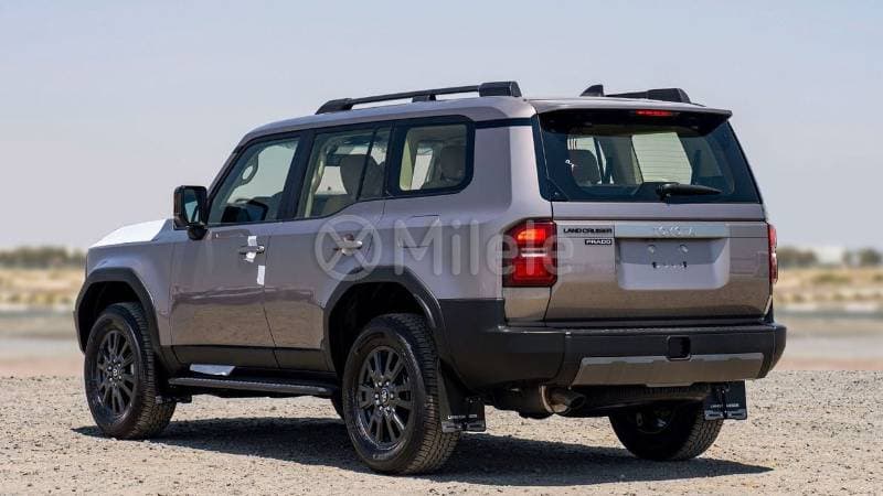 2025 Toyota Prado thumbnail 7