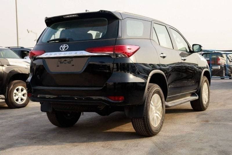 2025 Toyota Fortuner EXR thumbnail 3