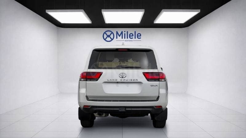 2026 Toyota Land Cruiser GXR thumbnail 8