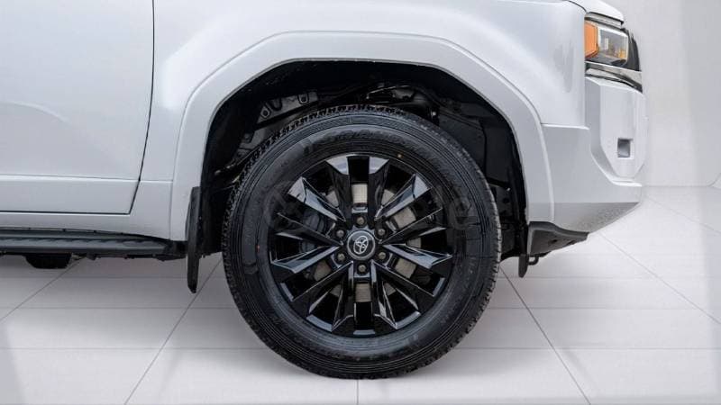 2026 Toyota Prado thumbnail 5
