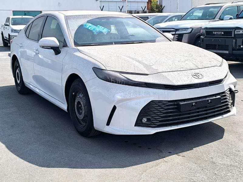 2026 Toyota Camry GLE thumbnail 3