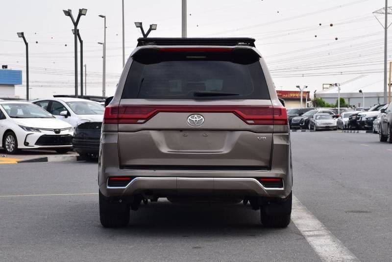 2015 Toyota Land Cruiser thumbnail 4
