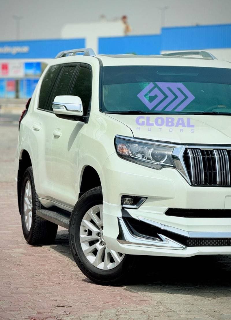 2015 Toyota Prado GXR thumbnail 7