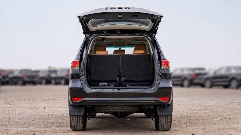 2025 Toyota Fortuner EXR thumbnail 6