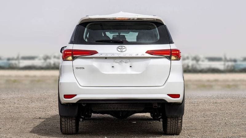 2025 Toyota Fortuner EXR thumbnail 5