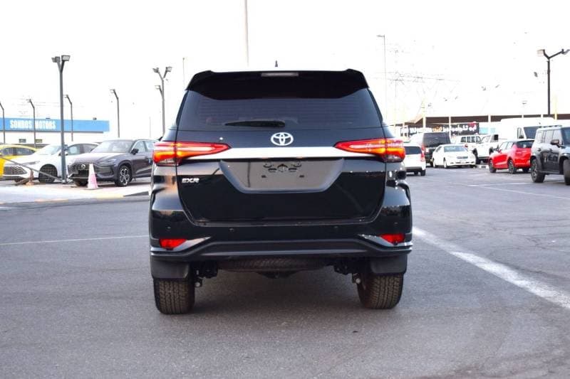 2026 Toyota Fortuner EXR thumbnail 2