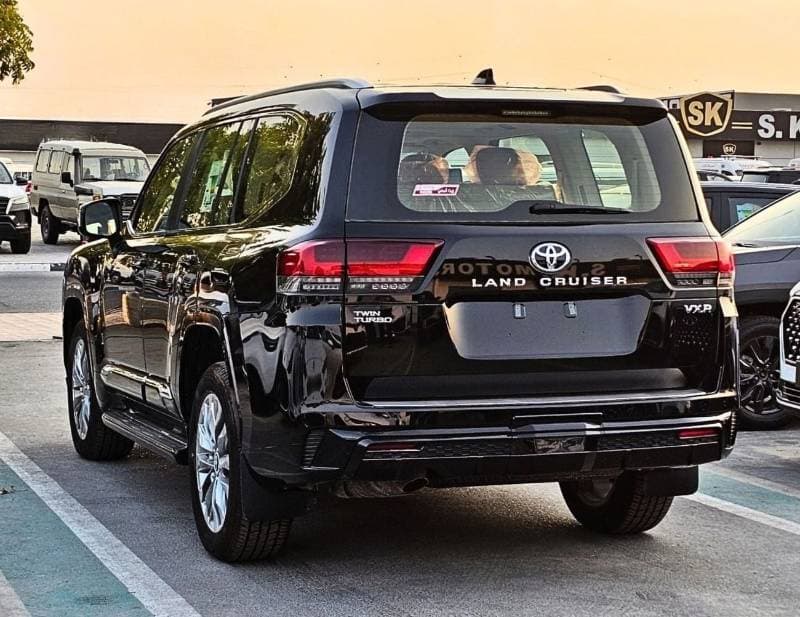 2026 Toyota Land Cruiser VXR thumbnail 5