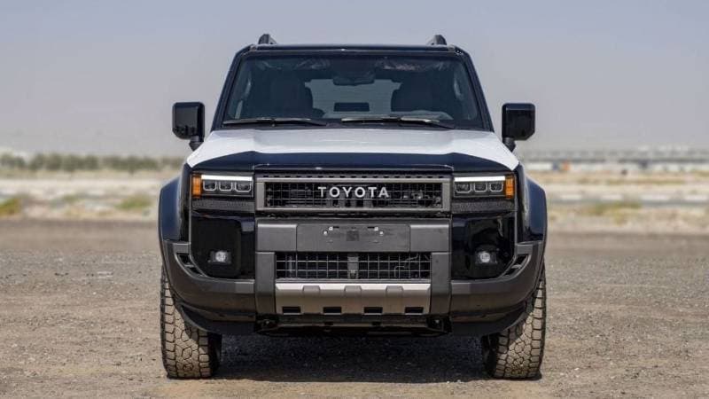 2025 Toyota Prado ADVENTURE thumbnail 4
