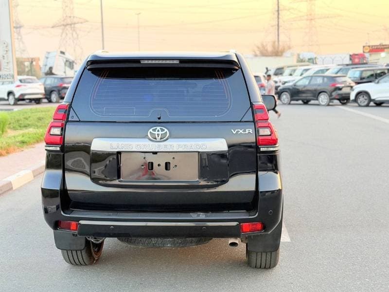 2020 Toyota Prado VXR thumbnail 8