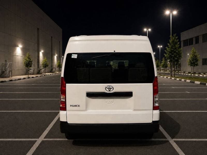 2020 Toyota Hiace GL thumbnail 5