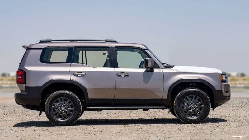 2025 Toyota Prado TXL1 thumbnail 3