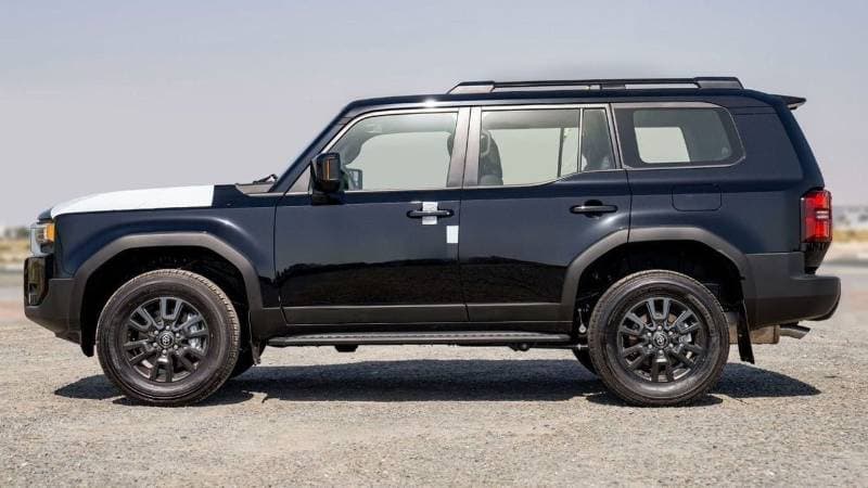2025 Toyota Prado TXR thumbnail 7