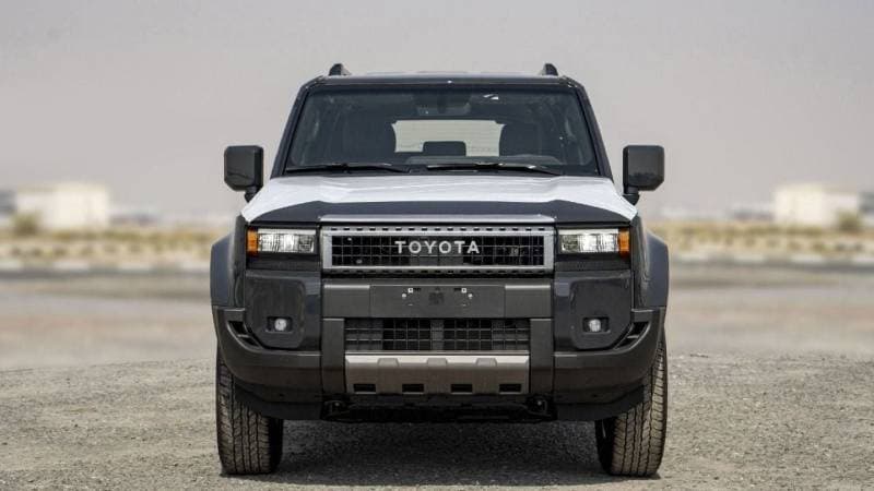 2025 Toyota Prado GXR thumbnail 7