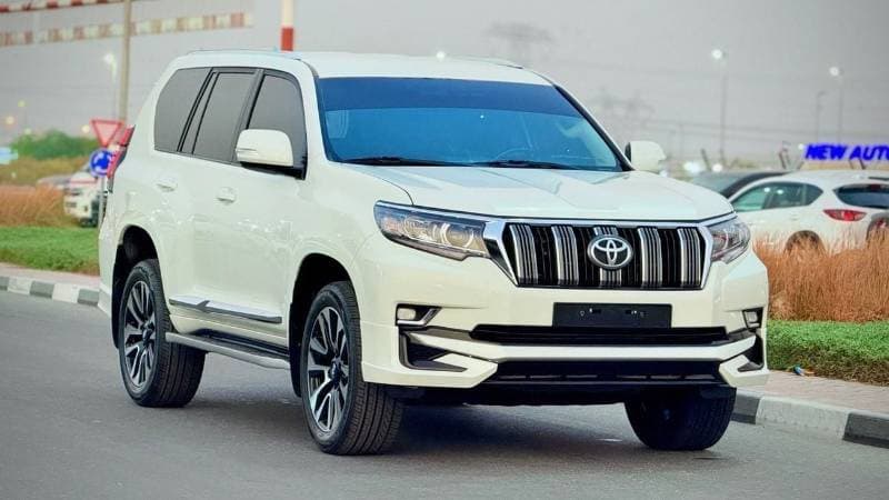 2019 Toyota Prado TX L thumbnail 3