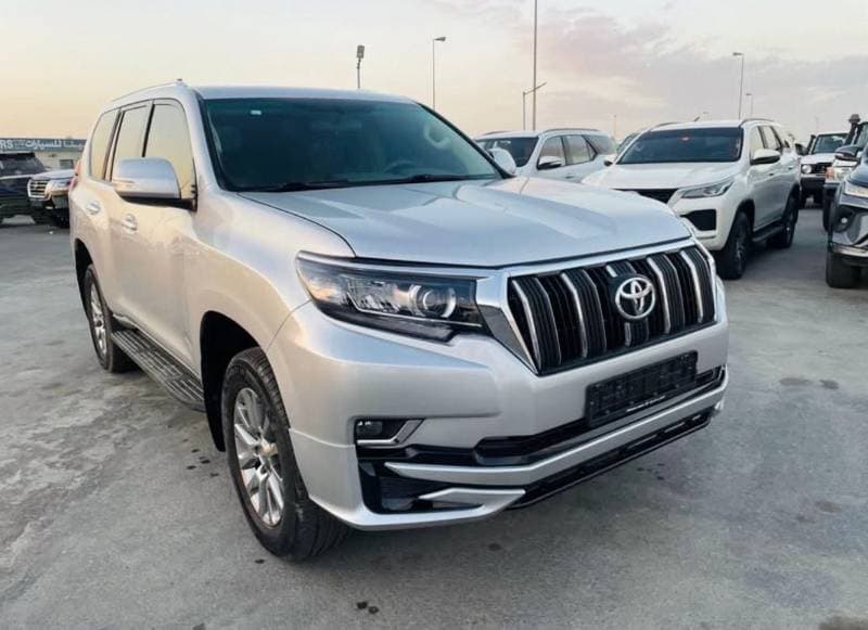 2019 Toyota Prado thumbnail 2